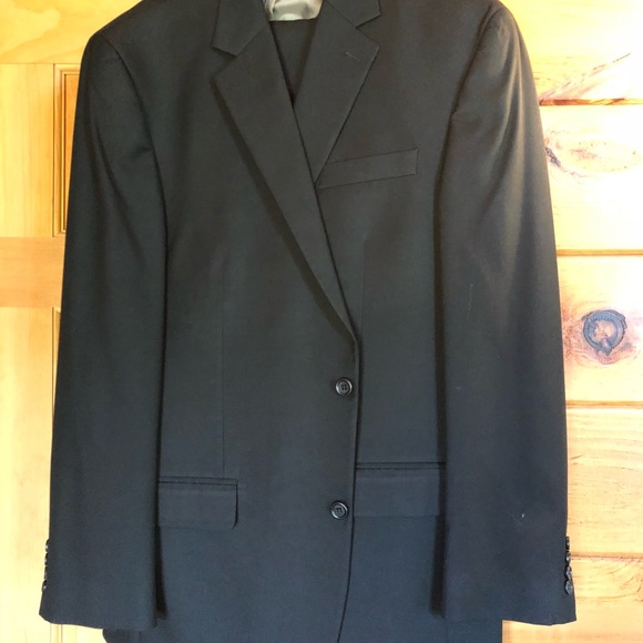 IZOD MEN’s SUIT CLASSIC BLACK SIZE 38 REGULAR - Picture 2 of 8